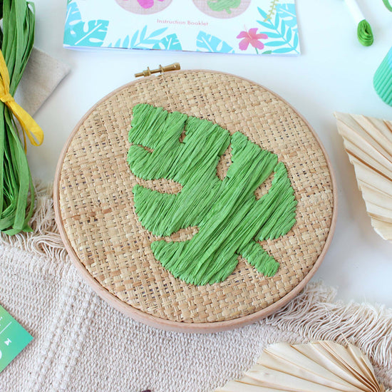 Raffia Embroidery Kit - Monstera