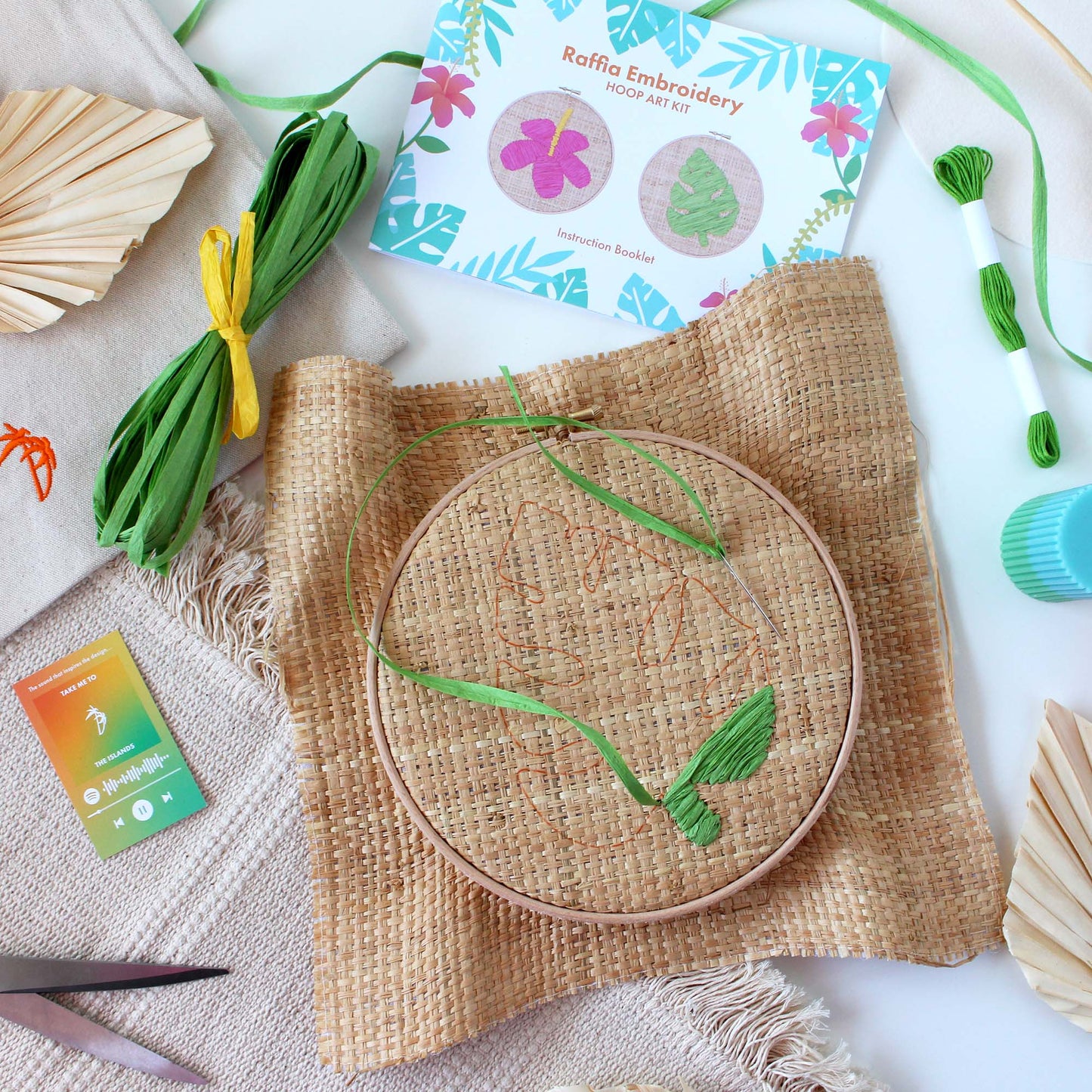 Raffia Embroidery Kit - Monstera