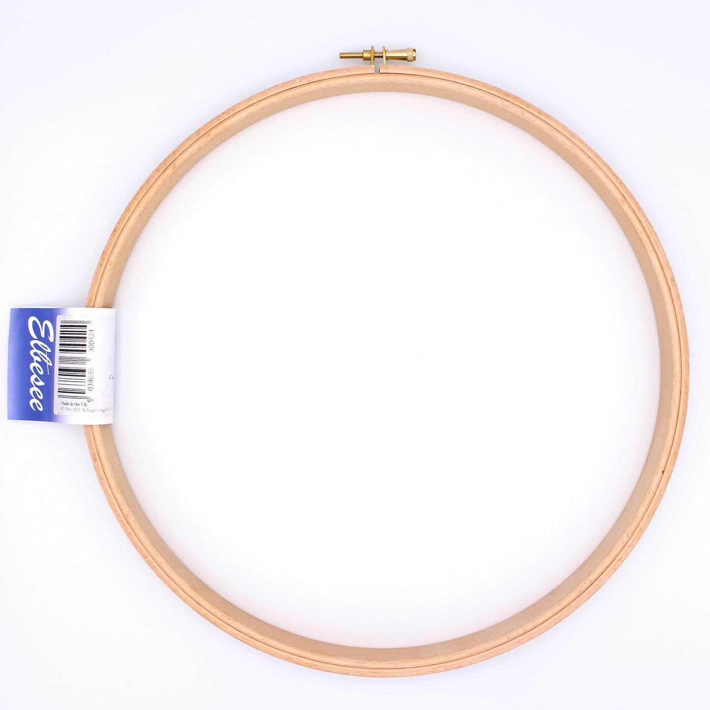 One wooden quilting hoop