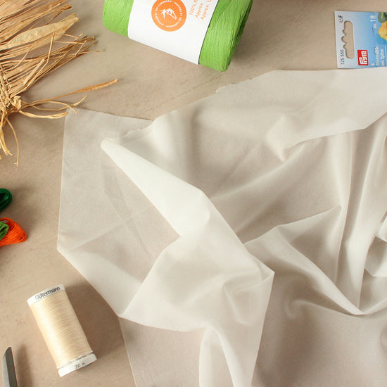 Vlieseline Fusible Knit Interlining H609